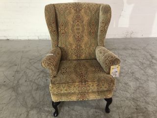 PENSHURST WARM FLORAL DESIGN FABRIC WING CHAIR RRP: £1,654.00