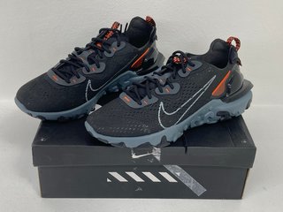 NIKE REACT VISION TRAINERS IN BLACK - UK 10 - RRP £129.99: LOCATION - FRONT BOOTH