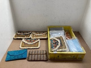 QTY OF ASSORTED CLUTCH BAGS AND PURSES: LOCATION - J8