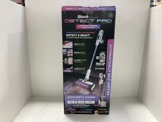 SHARK CORDLESS DETECT PRO VACUUM CLEANER: LOCATION - J15