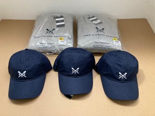 4 X ASSORTED APPAREL TO INCLUDE CCC BASEBALL CAP IN NAVY - UK SIZE O/S: LOCATION - J21