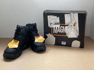 MAGNUM ROADMASTER COMPOSITE STEEL TOE BOOTS IN BLACK - UK SIZE 9: LOCATION - J21