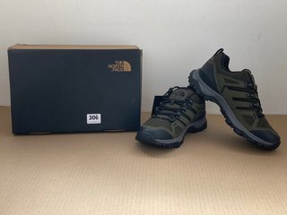 THE NORTH FACE MENS HEDGEHOG FUTURE LIGHT SHOES IN TAUPE GREEN/TNF BLACK - UK SIZE 6: LOCATION - J21