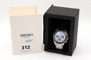 SEIKO SELECTION CHRONOGRAPH MENS WATCH - RRP £114: LOCATION - J21