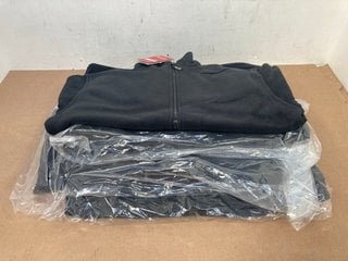 4 X RESULT FULL ZIP FLEECES IN BLACK - UK S: LOCATION - H5