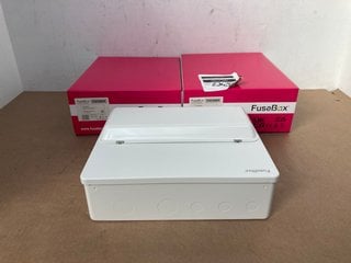 2 X BOXES OF FUSEBOX F2010MX 100A MAIN SWITCH 10 WAY T2 SPD INCLUDING TAIL CLAMP: LOCATION - H6