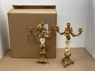 2 X CANDELABRAS IN ANTIQUE BRASS: LOCATION - H7