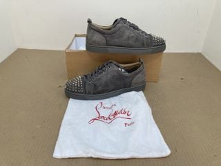 CHRISTIAN LOUBOUTIN LOUIS SPIKES LEATHER SNEAKERS IN GREY UK SIZE 9.5 - RRP £775: LOCATION - H14