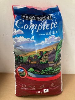 ARKWRIGHTS COMPLETE WORKING DOG FOOD WITH BEEF - BBE: JUL 2025: LOCATION - J6