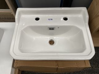 (COLLECTION ONLY) 500 X 360MM TRADITIONAL STYLE 2TH CERAMIC BASIN - RRP £265: LOCATION - A6