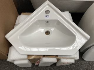 (COLLECTION ONLY) 1TH CORNER CLOSET SINK - RRP £175: LOCATION - A6