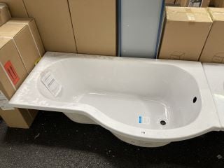 1500 X 850MM NTH RH B-SHAPED SHOWER BATH - RRP £307: LOCATION - A2