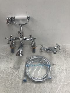 TRADITIONAL DECK MOUNTED BSM IN CHROME WITH HANDSET & HOSE WITH A TRADITIONAL MONO BASIN MIXER TAP - RRP £475: LOCATION - RACKING 1