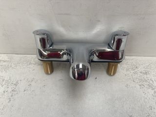 DECK MOUNTED BATH FILLER IN CHROME - RRP £315: LOCATION - RACKING 1