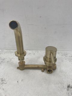 WALL MOUNTED BASIN MIXER TAP WITH SPOUT IN BRUSHED BRASS - RRP £275: LOCATION - RACKING 2