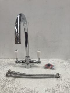 TRADITIONAL LEVER ACTION MONO KITCHEN SINK MIXER TAP IN CHROME WITH SWIVEL SPOUT - RRP £240: LOCATION - RACKING 2