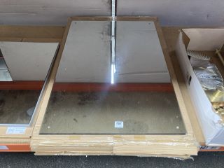 (COLLECTION ONLY) 900 X 600MM BATHROOM MIRROR *TINY CHIP TO CORNER*: LOCATION - RACKING 2