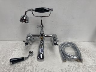 WALL MOUNTED TRADITIONAL STYLED BSM IN CHROME WITH HANDSET & HOSE: LOCATION - RACKING 4