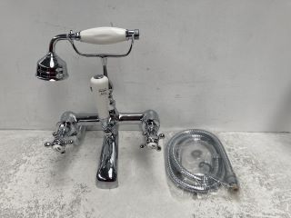 WALL MOUNTED TRADITIONAL STYLED BSM IN CHROME WITH HANDSET & HOSE - RRP £675: LOCATION - RACKING 4