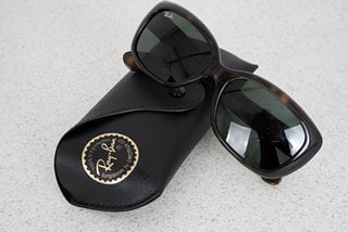 RAYBAN JACKIE OHH SUNGLASSES WITH LIGHT HAVANA FRAME - MODEL RB4101 - RRP £202: LOCATION - BOOTH