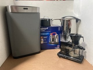 QTY OF ASSORTED APPLIANCES TO INCLUDE MOCCAMASTER KBG SELECT COFFEE MACHINE 1.25L - MODEL 53818 - RRP £229: LOCATION - WA11