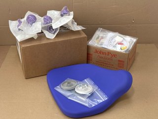 3 X ASSORTED MEDICAL ITEMS TO INCLUDE BOX OF 40MM SCREW CAP TO ENPLUS ADAPTERS: LOCATION - B7