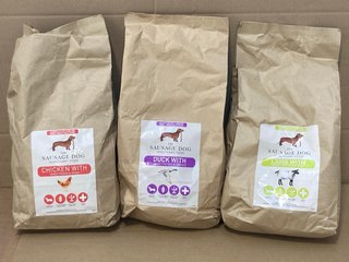 3 X 2KG BAGS OF THE SAUSAGE DOG SANCTUARY DOG FOOD IN CHICKEN/LAMB/DUCK: LOCATION - B7