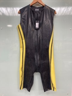 REGULATION PANEL SLEEVELESS SURF SUIT IN BLACK/YELLOW - UK SIZE L : RRP £209.00: LOCATION - B8