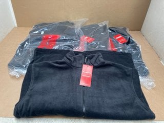 4 X RESULT PERFORMANCE ZIP UP JACKETS IN BLACK - UK SIZE M: LOCATION - B8