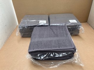 12 X TOWEL CITY 70CM X 130CM TOWELS IN STEEL GREY: LOCATION - B8