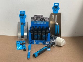 25 X OX 100ML ONE SHOT 2 STROKE OILS - MODEL OX-P189301 TO INCLUDE 5 X ASSORTED OX TRADE SERIES HARDWARE TOOLS: LOCATION - WA1