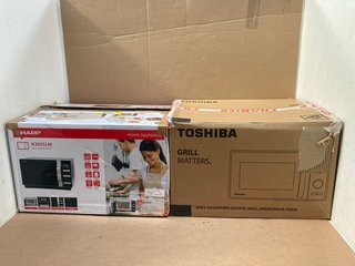 SHARP 23L MICROWAVE OVEN IN SILVER - MODEL R360SLM TO INCLUDE TOSHIBA 900W 23L MICROWAVE OVEN - MODEL MW2-AG23PFBK: LOCATION - C17