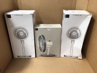 3 X JOHN LEWIS & PARTNERS HOUSEHOLD FANS TO INCLUDE 12" DESK FAN: LOCATION - AR2