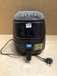 MORPHY RICHARDS AIR FRYER IN BLACK: LOCATION - AR8