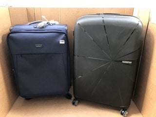 AMERICAN TOURISTER MEDIUM HARDSHELL SUITCASE IN BLACK TO INCLUDE ANTLER UK FABRIC MEDIUM SOFT SHELL SUITCASE IN BLUE: LOCATION - BR9