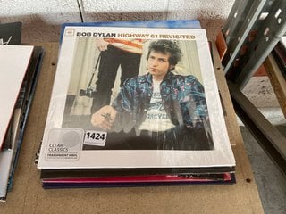 QTY OF VINYLS TO INCLUDE BOB DYLAN HIGHWAY 61 REVISITED: LOCATION - BR17