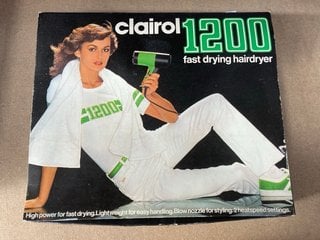 A 1970S CLAIROL 1200 HAIR DRYER IN ORIGINAL BOX: LOCATION - AR9