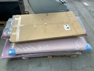 PALLET OF ASSORTED HEADBOARDS IN VARIOUS SIZES & COLOURS: LOCATION - B1 (KERBSIDE PALLET DELIVERY)