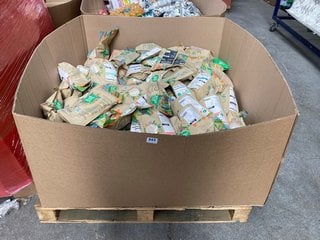 PALLET OF ASSORTED WHOLE FOOD EARTH ITEMS TO INCLUDE OATMEAL MEDIUM STABILISED (BBE: 10/12/24): LOCATION - B8 (KERBSIDE PALLET DELIVERY)