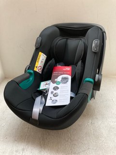 BRITAX ROMER BABY - SAFE ISENSE CHILDRENS CAR SEAT RRP - £129: LOCATION - A7