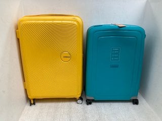 2 X MEDIUM SIZED HARDSHELL TRAVEL SUITCASES IN YELLOW AND BLUE: LOCATION - C9