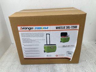 VANGO 30L WHEELED COOL BOX IN GREEN: LOCATION - C21