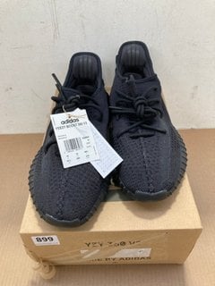 ADIDAS YEEZY BOOST 350 V2 LACE UP TRAINERS IN BLACK SIZE: 10 RRP - £240: LOCATION - D10