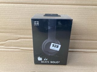 BEATS SOLO 3 EARPHONES (SEALED) RRP - £199: LOCATION - D8