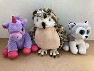 QTY OF ASSORTED CHILDRENS ANIMAL PLUSHIES: LOCATION - D6