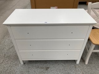 JOHN LEWIS & PARTNERS WILTON 3 DRAWER CHEST IN WHITE - RRP £258: LOCATION - D2