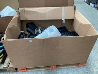 PALLET OF ASSORTED ITEMS TO INCLUDE HEAVY DUTY STYLE RUBBER CAR MAT SETS AND ADVANCED D SHAPED BIKE LOCK: LOCATION - C2 (KERBSIDE PALLET DELIVERY)