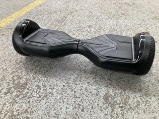 (COLLECTION ONLY) SISIGAD HOVERBOARD IN BLACK: LOCATION - B6