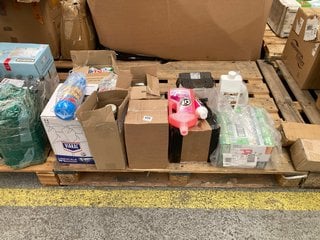 (COLLECTION ONLY) QTY OF ASSORTED CHEMICALS TO INCLUDE CIF FLOOR CLEANER (PLEASE NOTE: 18+YEARS ONLY. ID MAY BE REQUIRED): LOCATION - B6