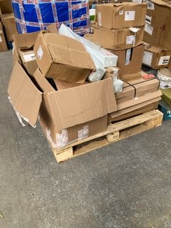 PALLET OF ASSORTED ITEMS TO INCLUDE REEL OF HEAVY DUTY STYLE BANDING TWINE IN BLACK: LOCATION - B6 (KERBSIDE PALLET DELIVERY)